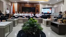 LIBATKAN STAKEHOLDER, FEBI UIN GUS DUR GELAR FGD PENYUSUNAN DOKUMEN 3R