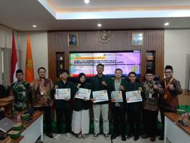 FEBI UIN GUS DUR BERIKAN PENGHARGAAN KEPADA PULUHAN MAHASISWA BERPRESTASI TAHUN 2025: APRESIASI DEDIKASI AKADEMIK DALAM UPAYA PENGUATAN MUTU MENUJU AKREDITASI UNGGUL
