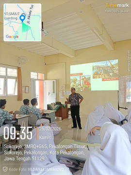 KOMITMEN PENGABDIAN MASYARAKAT, DOSEN FEBI UIN GUS DUR BERIKAN LITERASI EKONOMI DI SEKOLAH MENENGAH