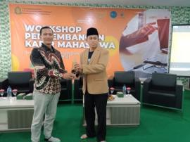SIAPKAN LULUSAN MEMASUKI DUNIA KERJA, FEBI UIN GUS DUR GELAR WORKSHOP PENGEMBANGAN KARIR MAHASISWA